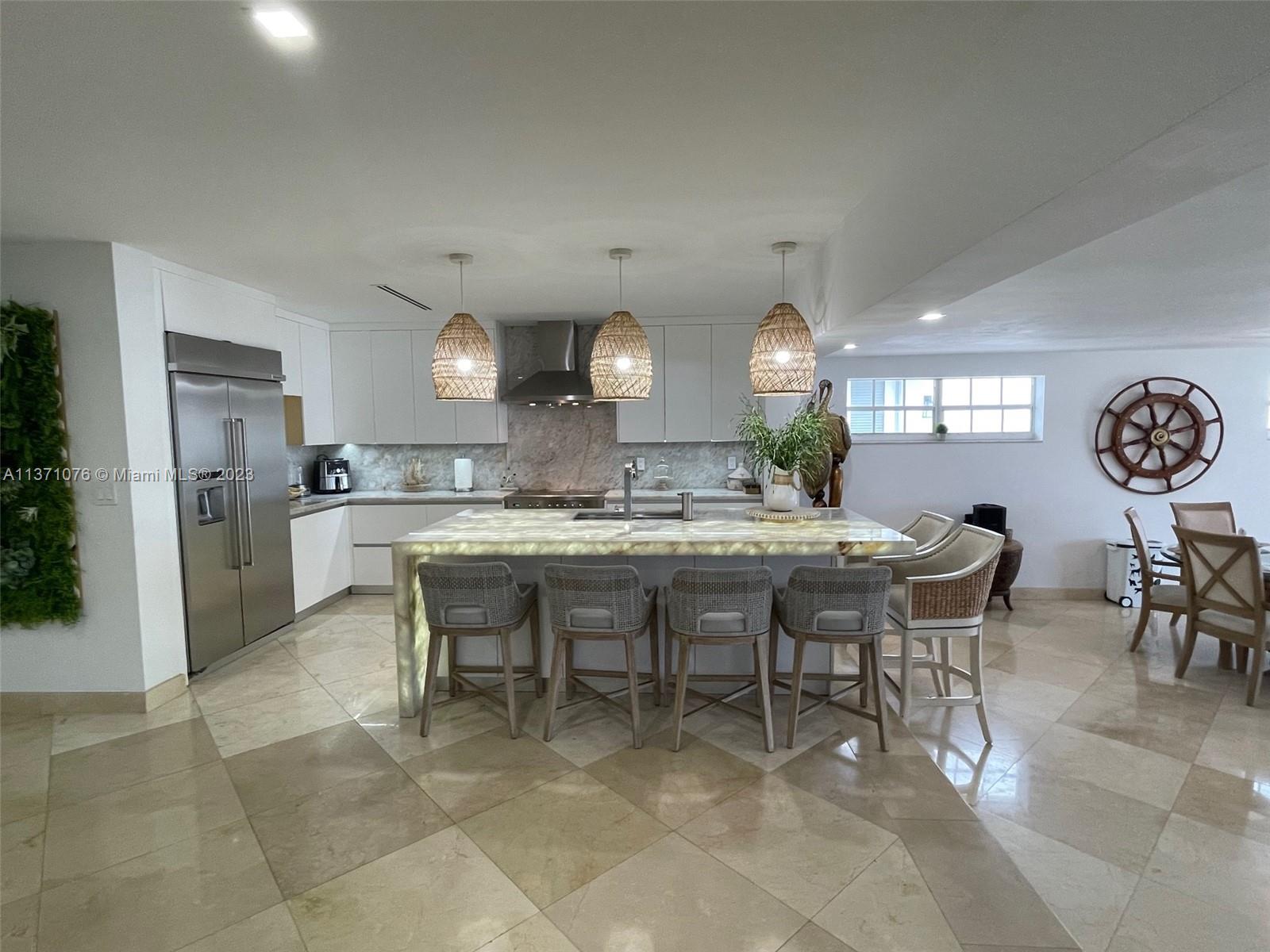 BISCAYNE BEACH-2ND ADDN - Residential