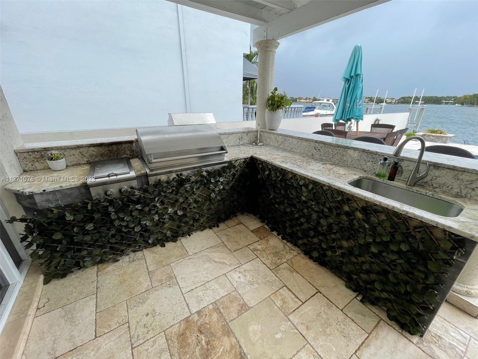 BISCAYNE BEACH-2ND ADDN - Residential