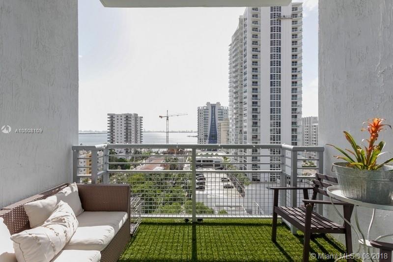 EDGEWATER LOFTS CONDO - Residential