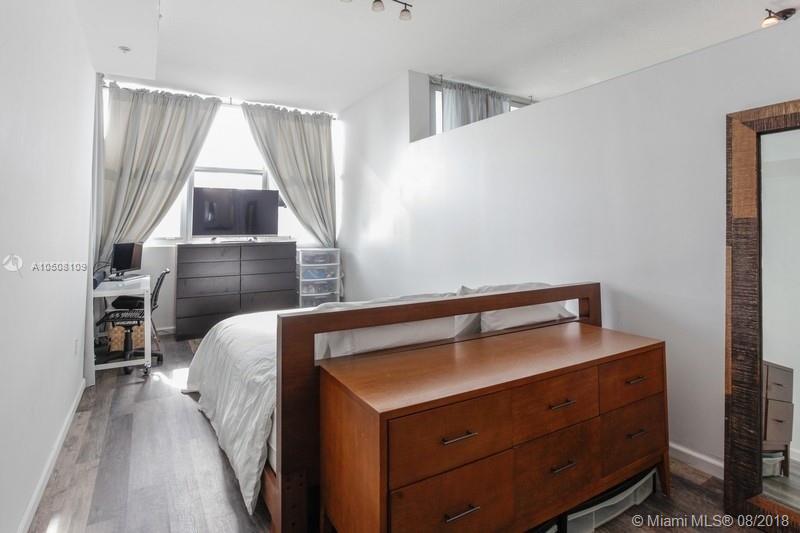 EDGEWATER LOFTS CONDO - Residential