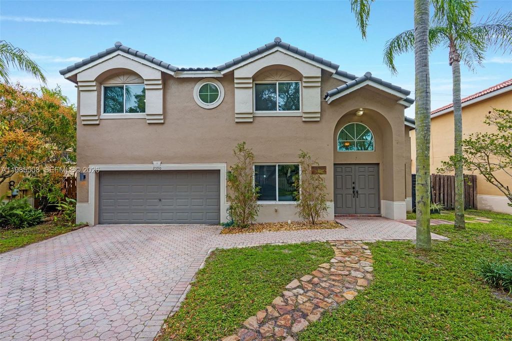 Photo of 2590 N Rampart Way N, Cooper City, FL 33026 (MLS # A11985508)