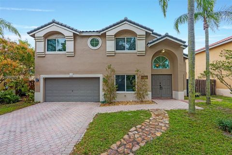 2590 N Rampart Way N Cooper City FL 33026