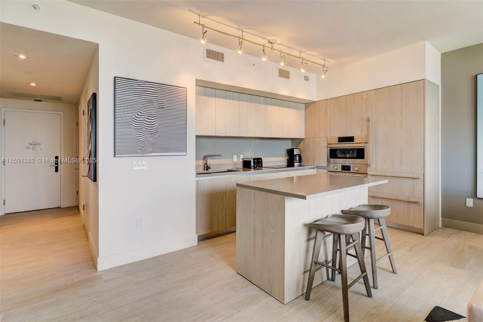 4010 SOUTH OCEAN CONDO - Residential