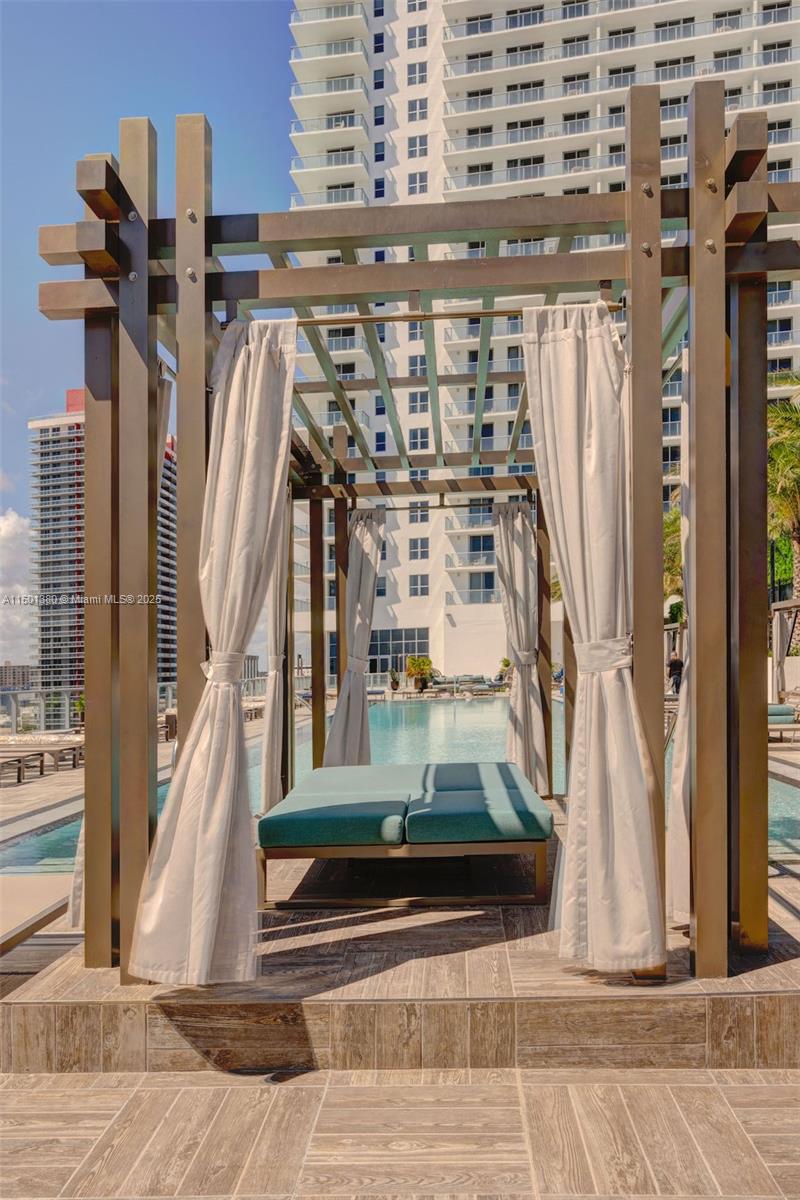 4010 SOUTH OCEAN CONDO - Residential