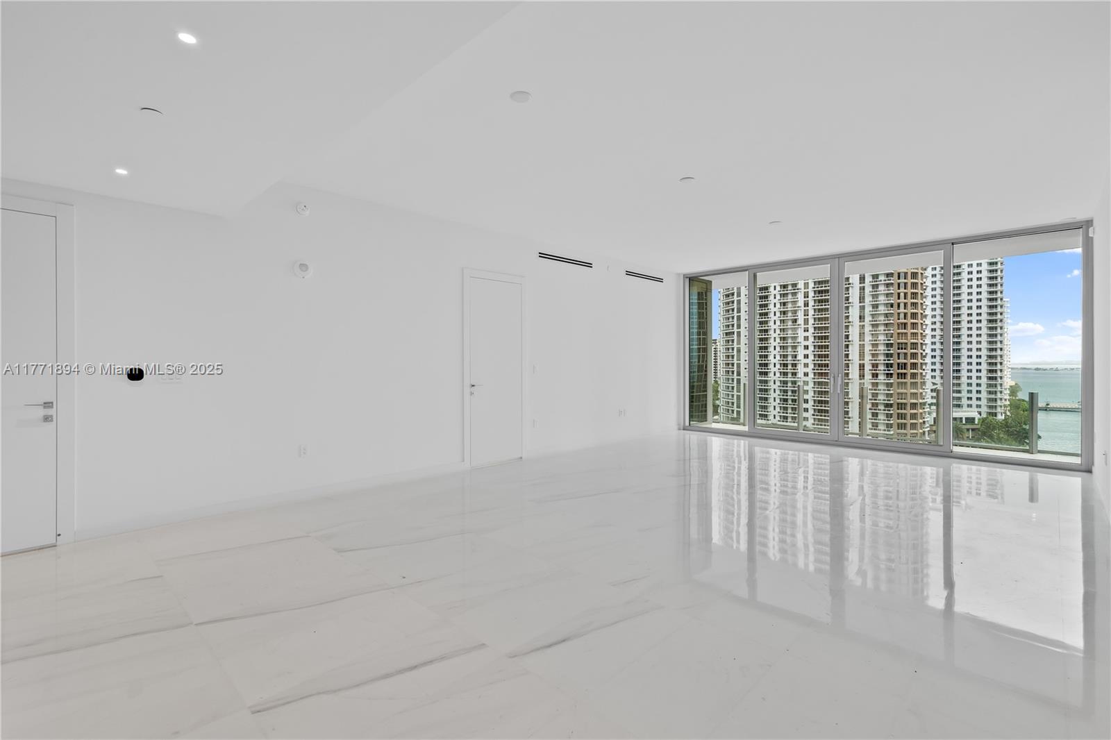 300 Biscayne Blvd Way 1103