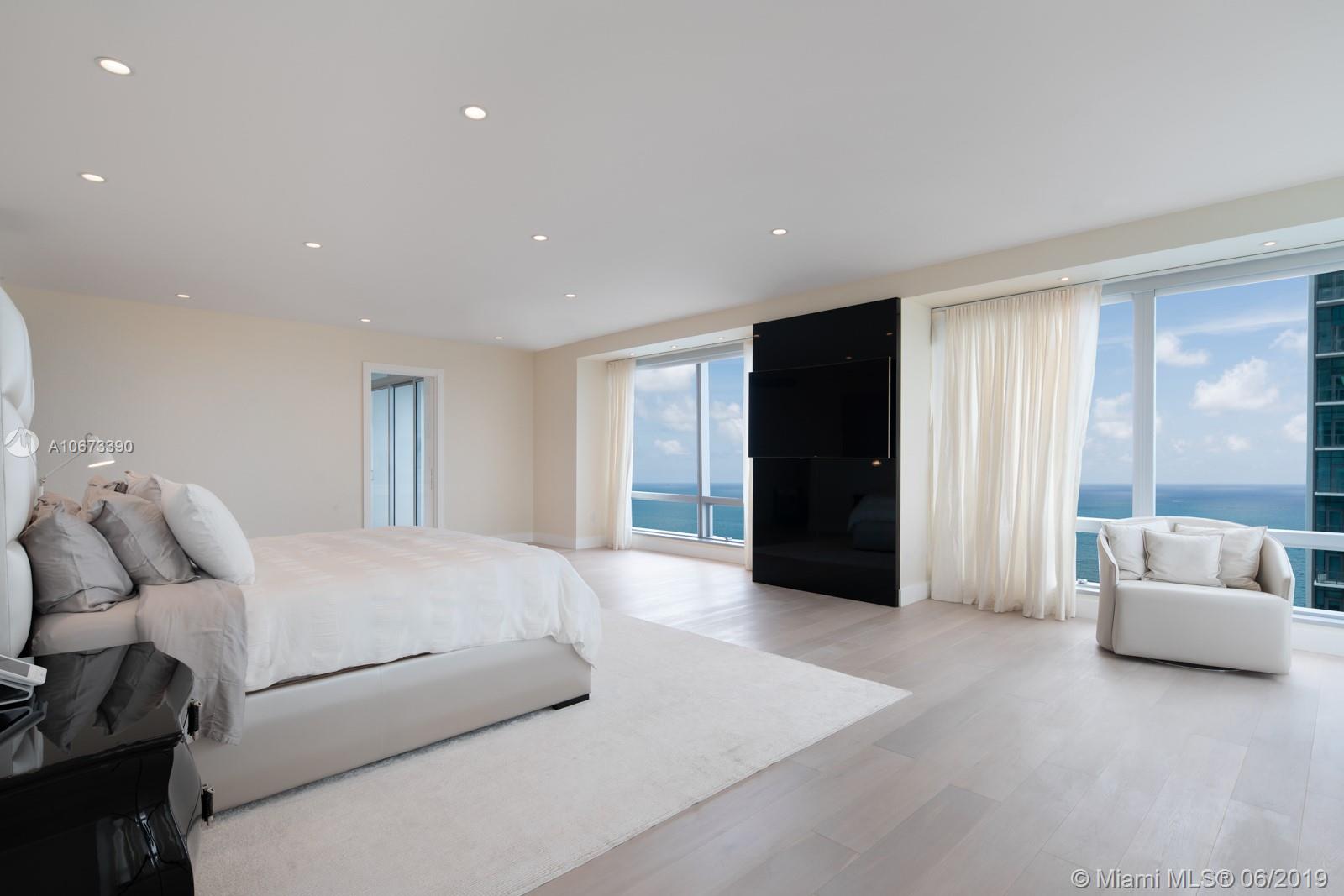 Step inside the only available B+C line at the exclusive Four Seasons Residences. This spectacularly combined residence sits 52 stories in the sky in the heart of Brickell Ave. Masterfully combined it features marble and wood flooring, and eat-in kitchen with Miele, Viking and Sub-Zero appliances. Tasteful Interiors designed by Marisol Pinto, and featuring Roche Bobois, Artefacto and
Fendi furnishings. Entertain in style in the formal dining room, living room and Media Room with Bar while enjoying spectacular skyline views of Brickell Avenue and south-west Miami through Biscayne Bay sparkling water views. Residents enjoy 2 gym memberships at Equinox, 5-star amenities that include a restaurant, spa, pool service, 24-hr room service & Owner's lounge.
