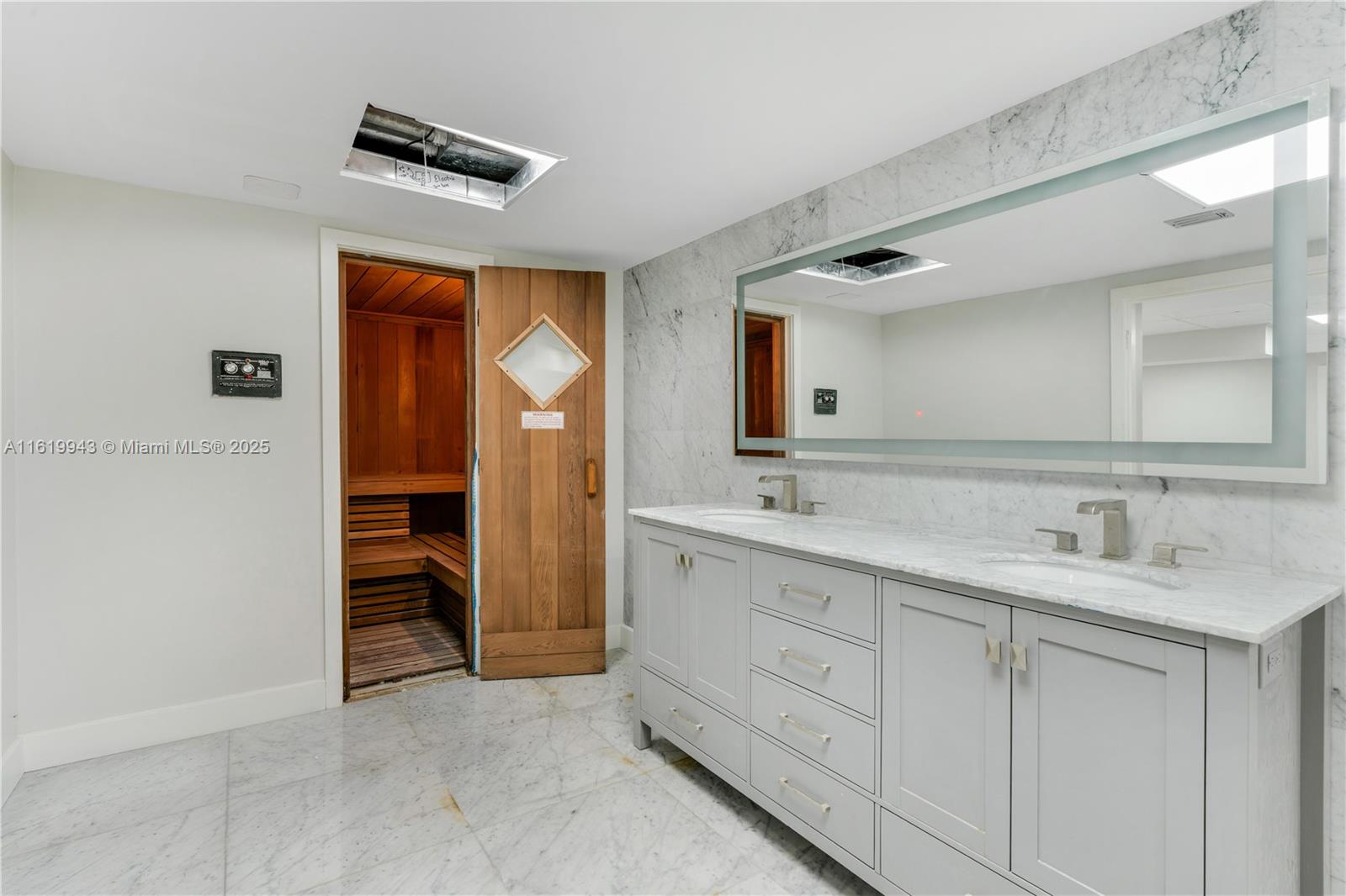 HAMMOCK OAKS HARBOR SEC 2 - Residential