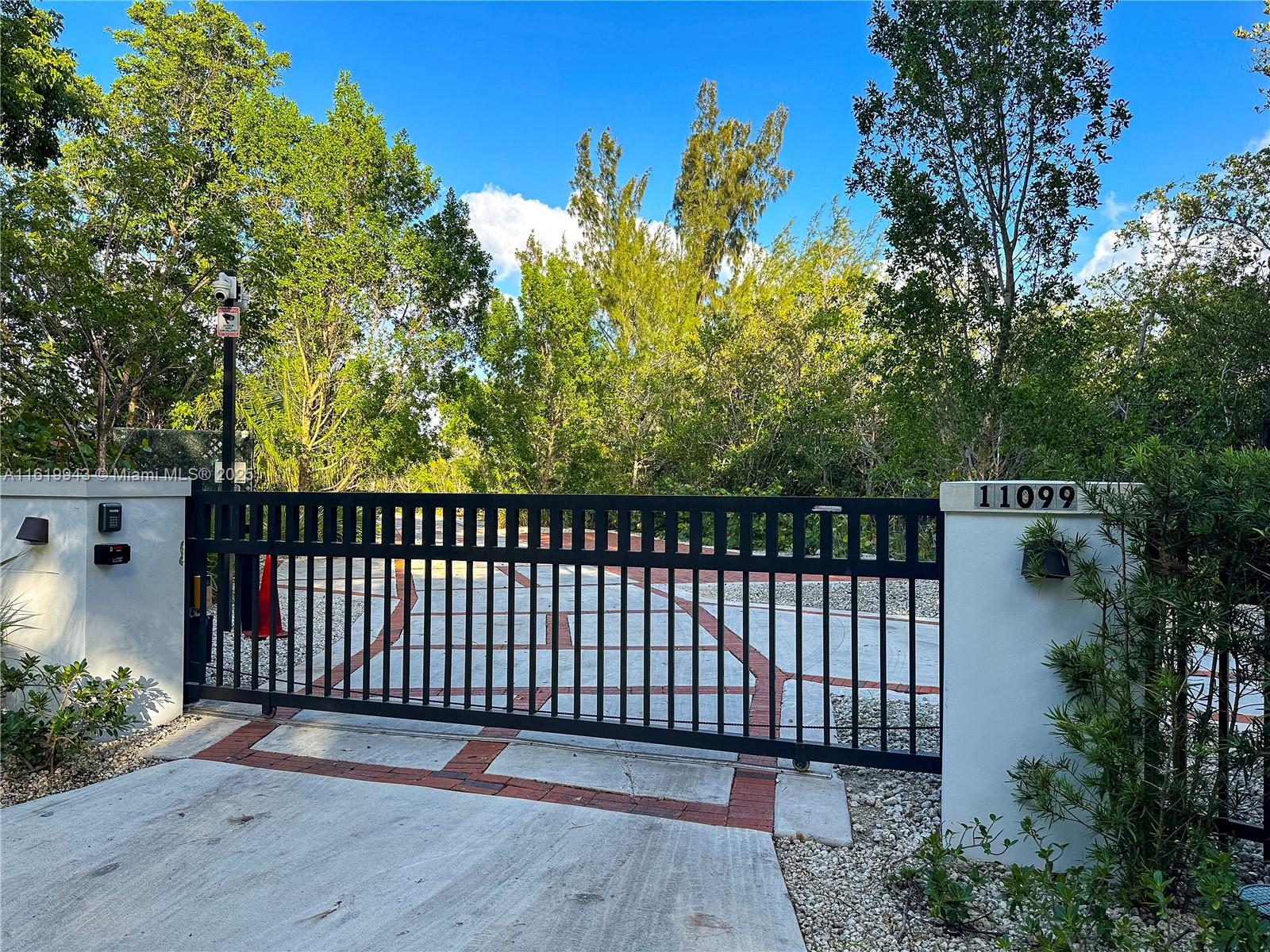 HAMMOCK OAKS HARBOR SEC 2 - Residential