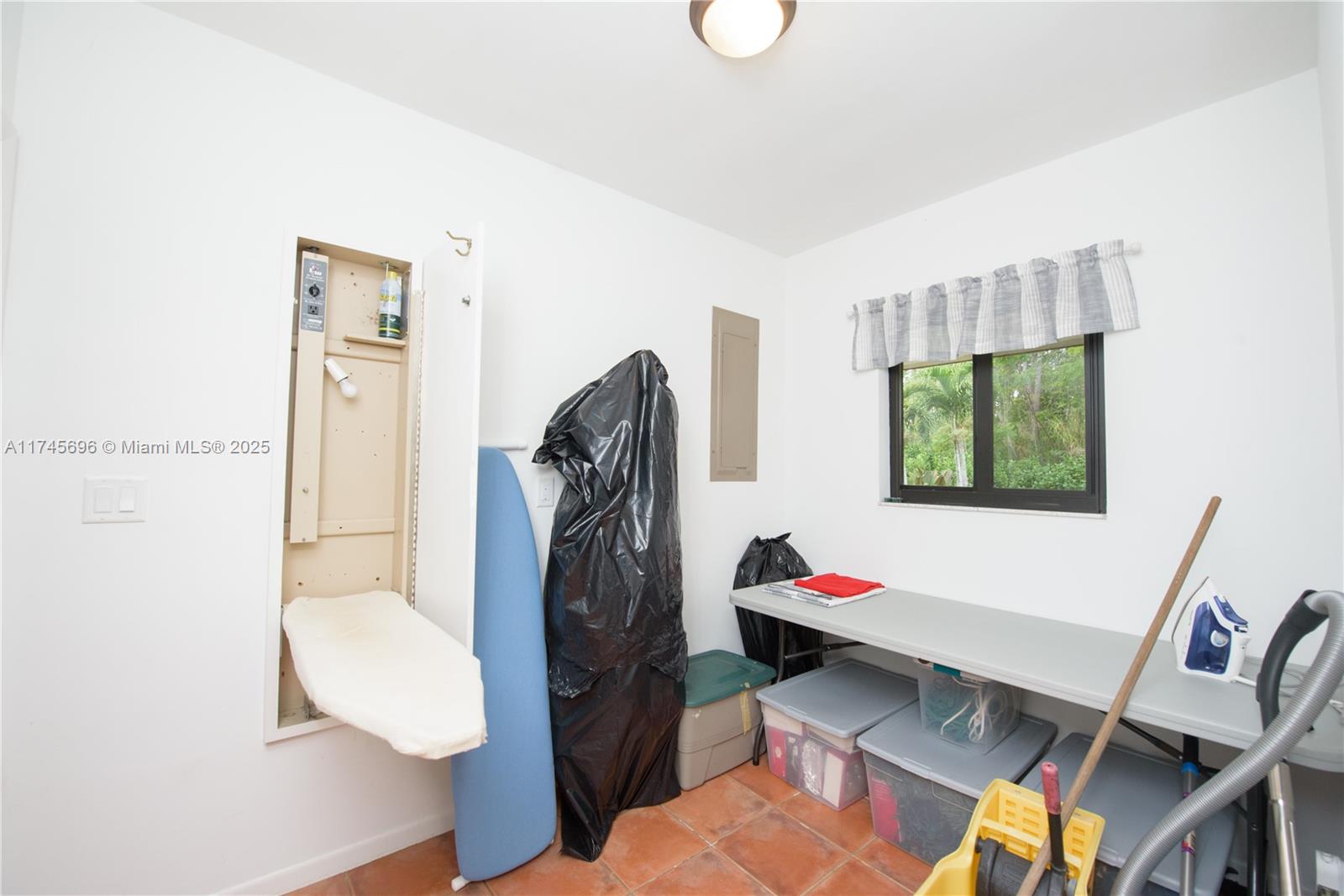 J L WADDY SUB - Residential