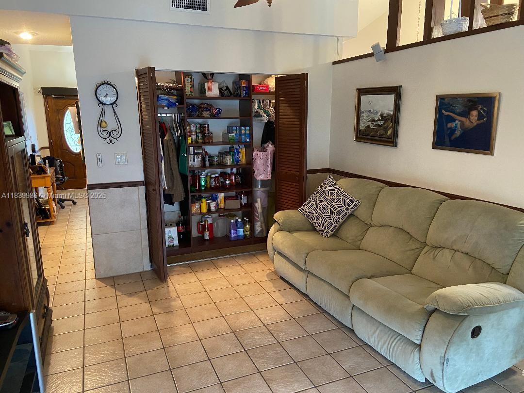 9220 SW 100th Ave Rd