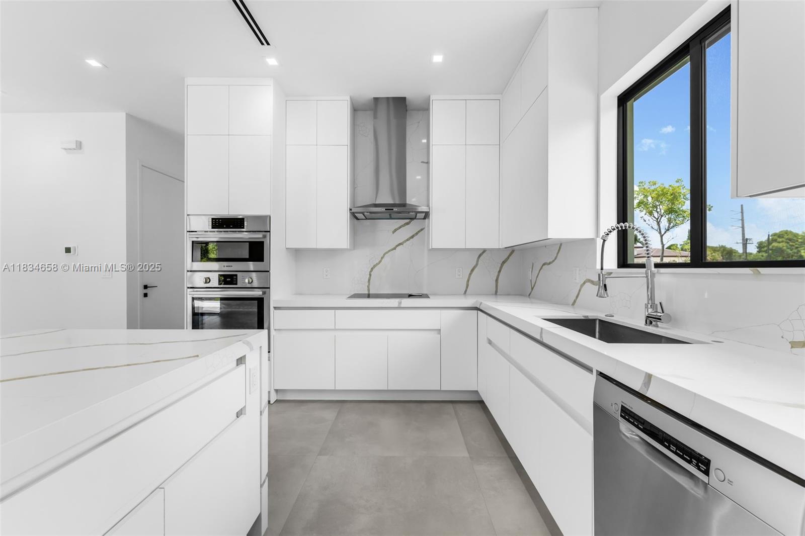 CURBELO AT OLD CUTLER - Residential