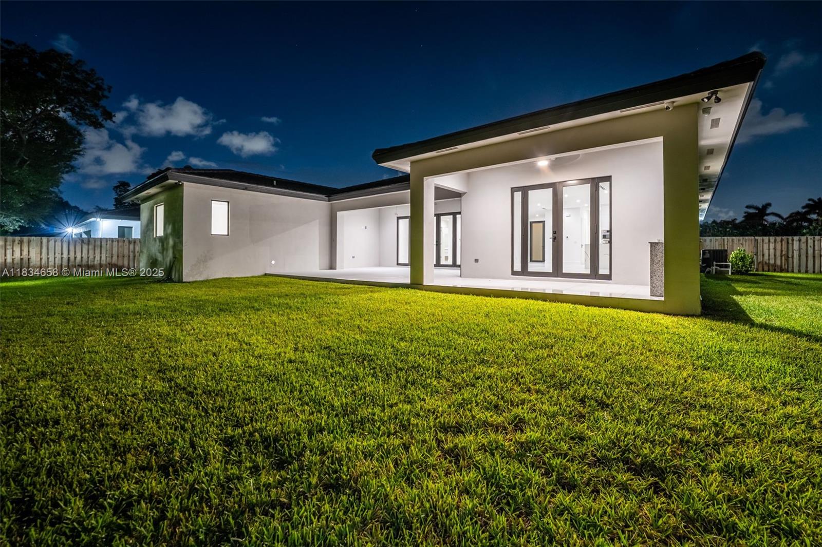 CURBELO AT OLD CUTLER - Residential
