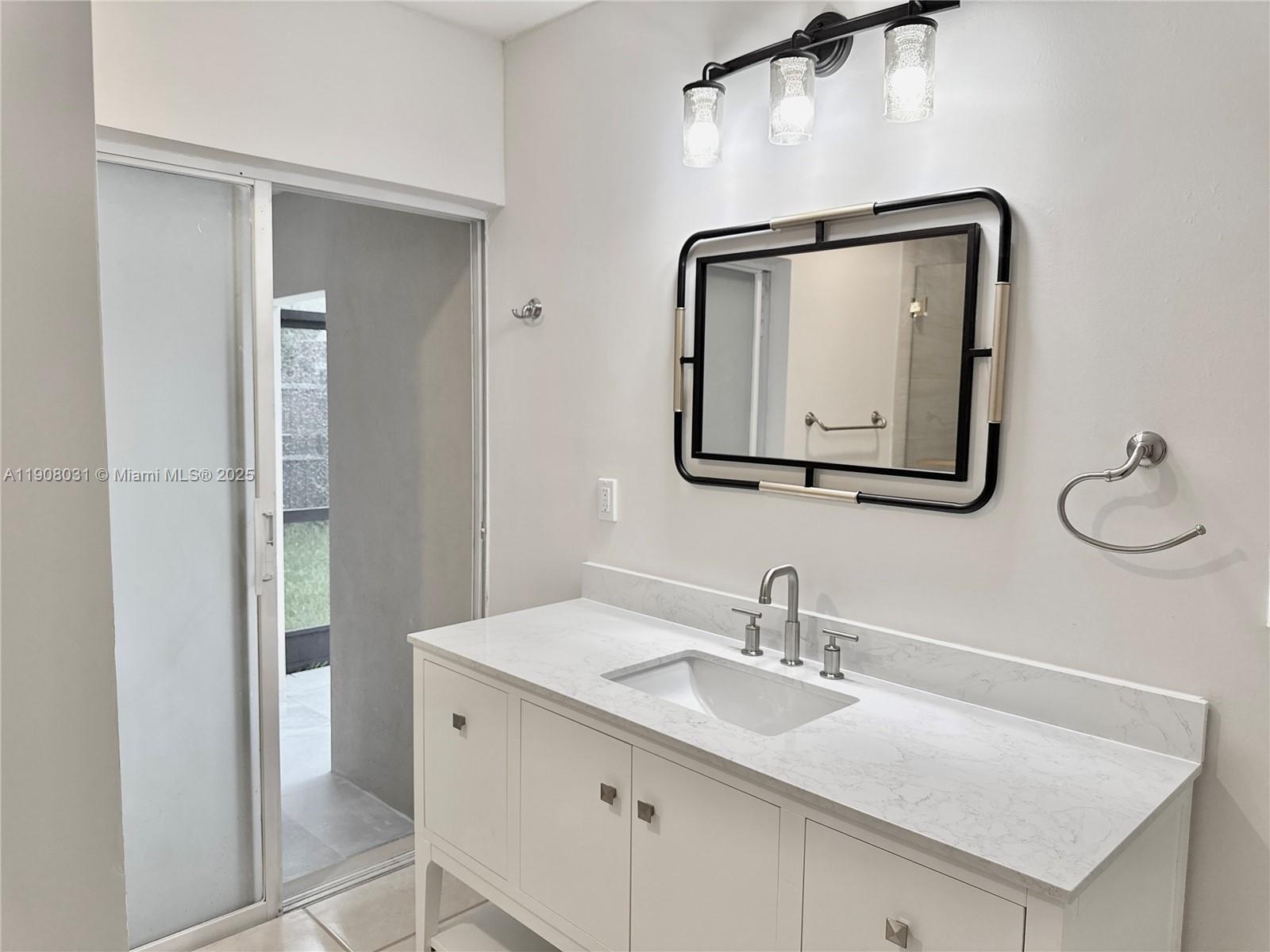 MIRAMAR ISLES SEC 6 - Residential Lease