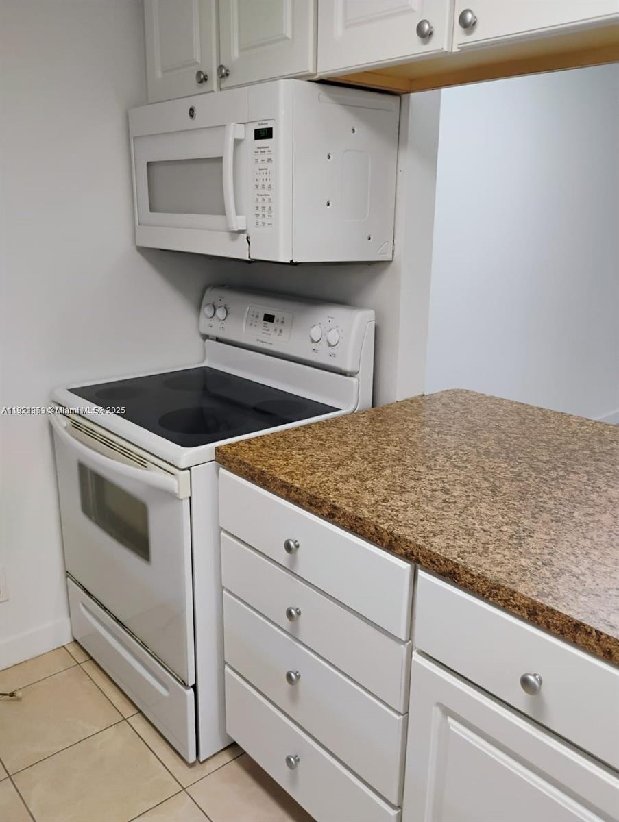 ADDISON POINTE AT BOCA RA - Residential