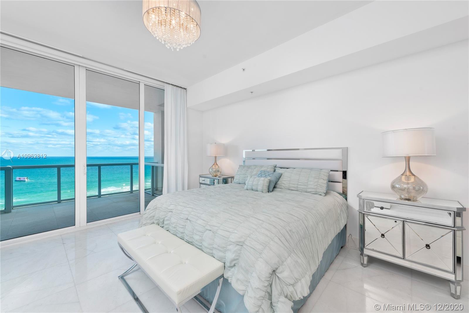 CONTINUUM ON SOUTH BEACH - Residential