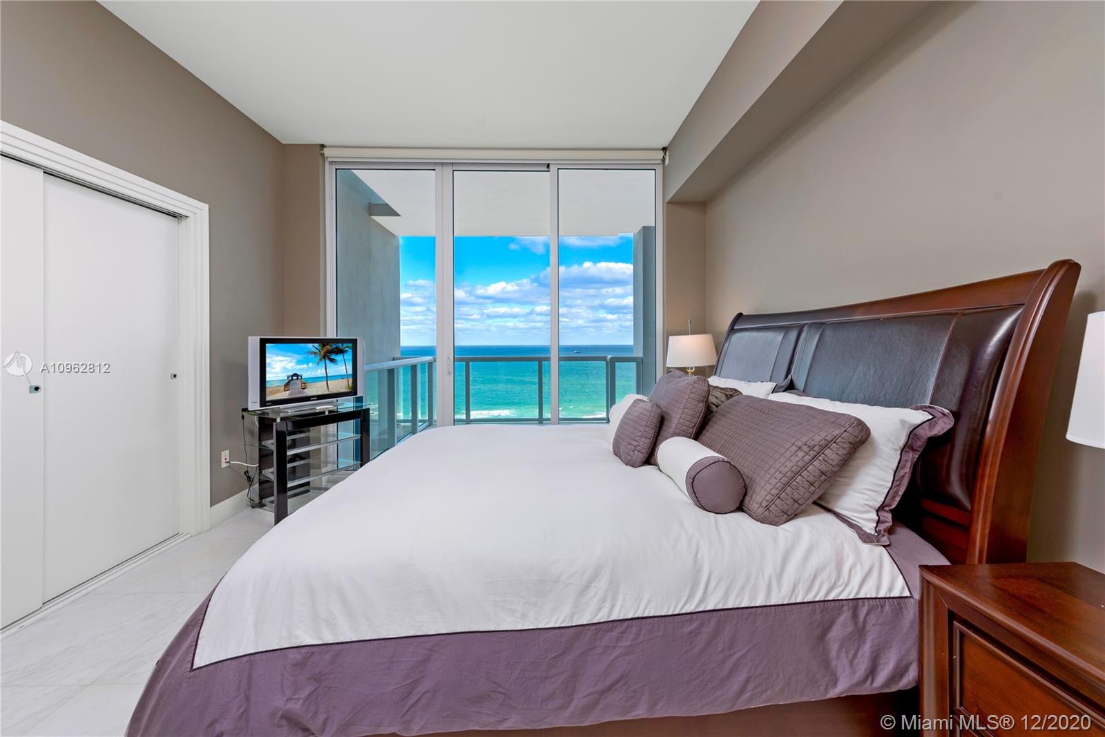 CONTINUUM ON SOUTH BEACH - Residential