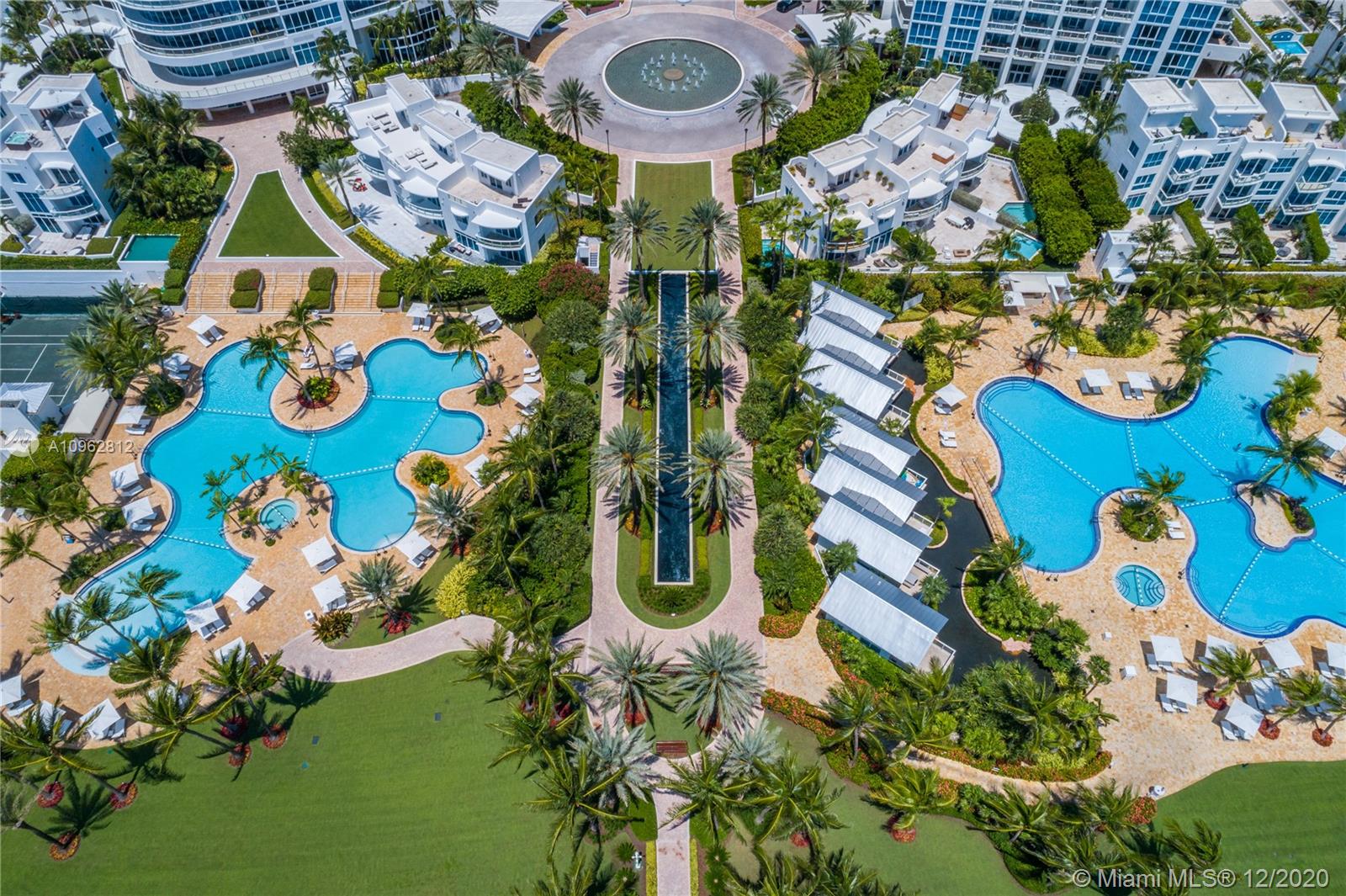 CONTINUUM ON SOUTH BEACH - Residential