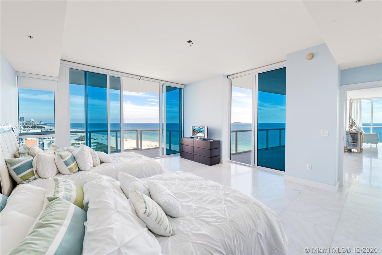 CONTINUUM ON SOUTH BEACH - Residential