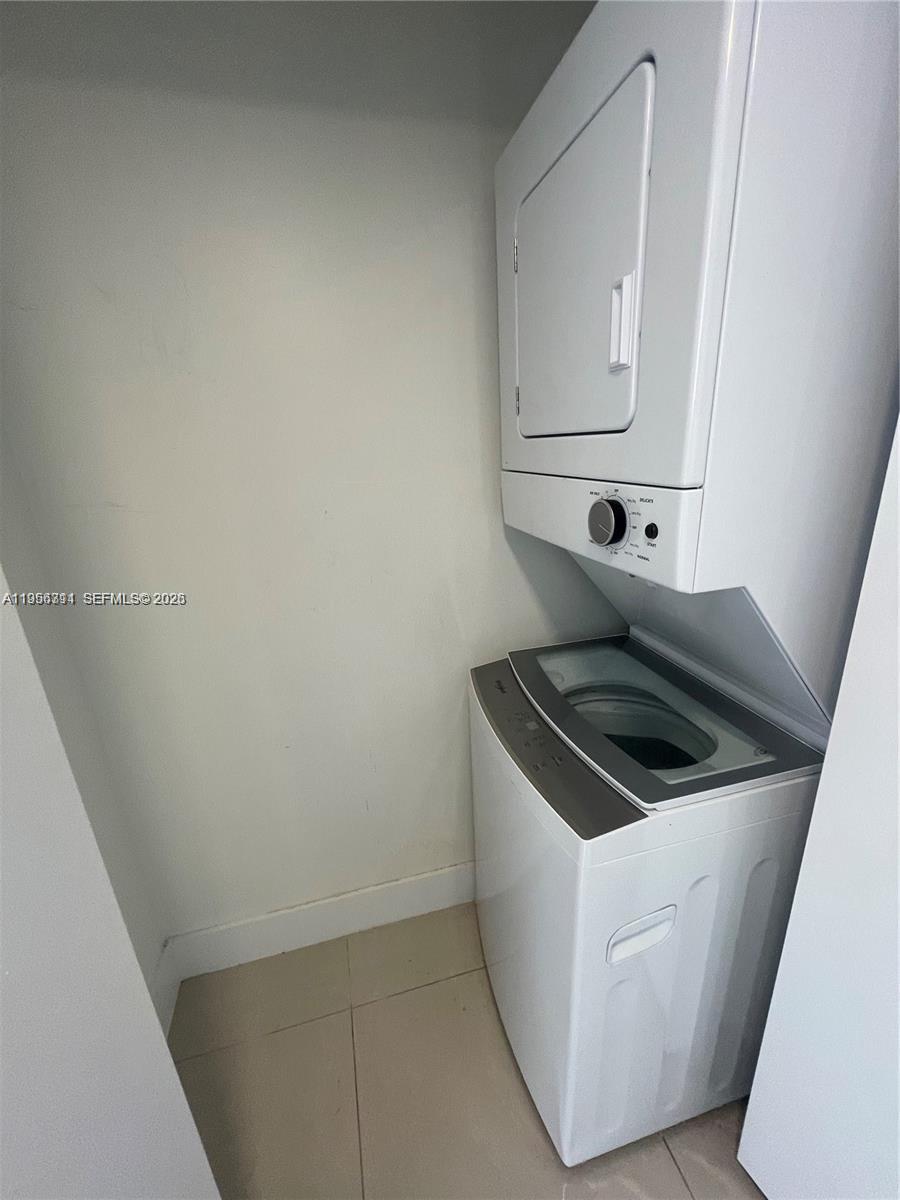 ISLE OF NORMANDY MIAMI VI - Residential Income