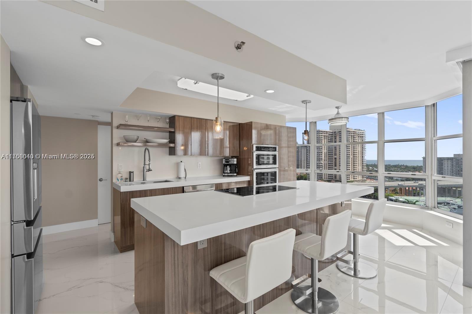 3600 Mystic Pointe Dr LPH13