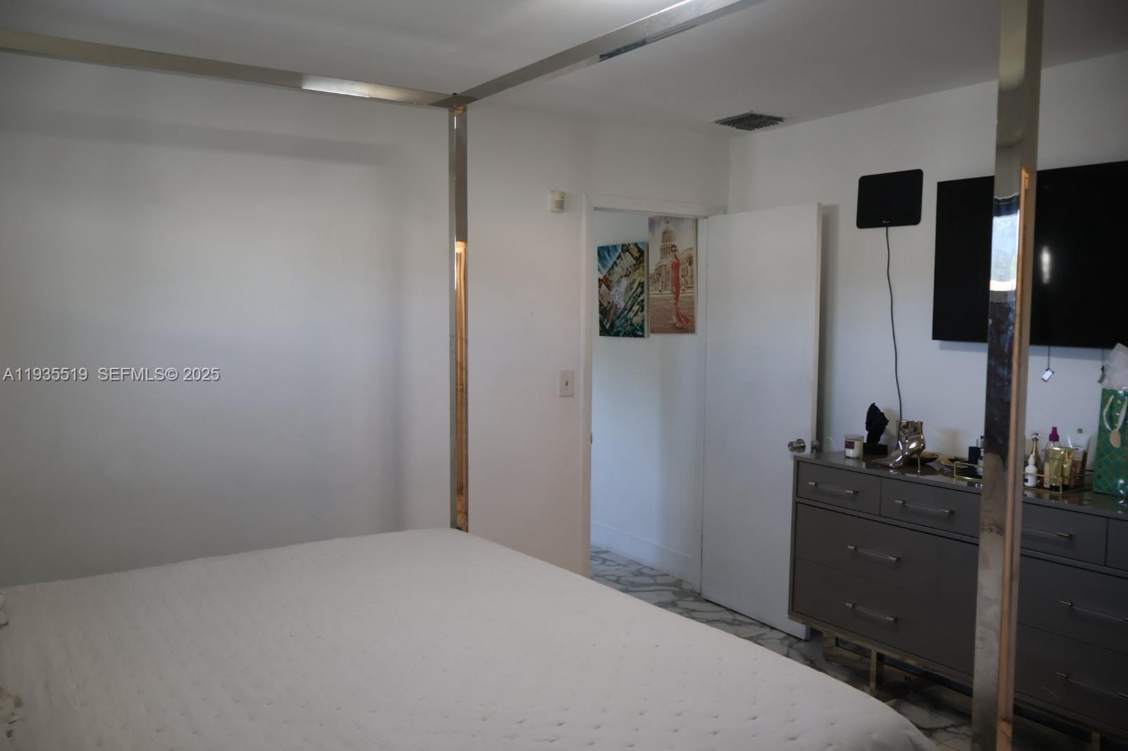 SOUTHLAND PINES - Residential