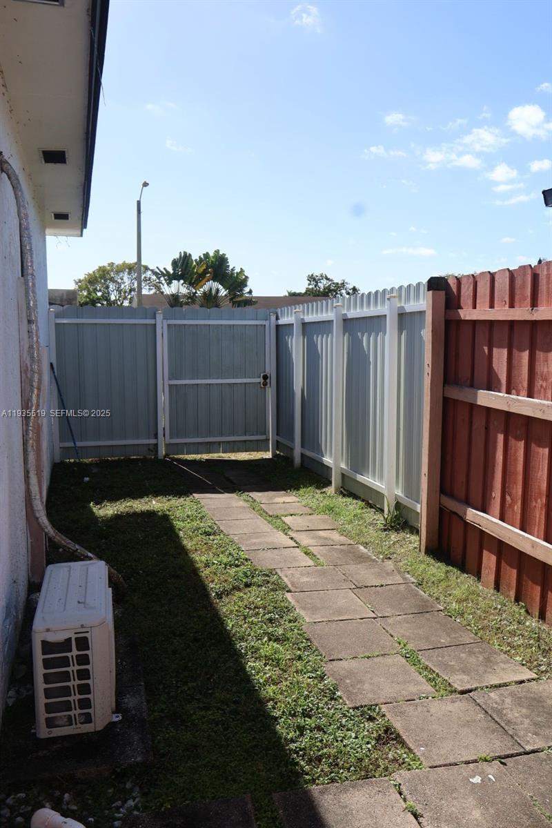 SOUTHLAND PINES - Residential