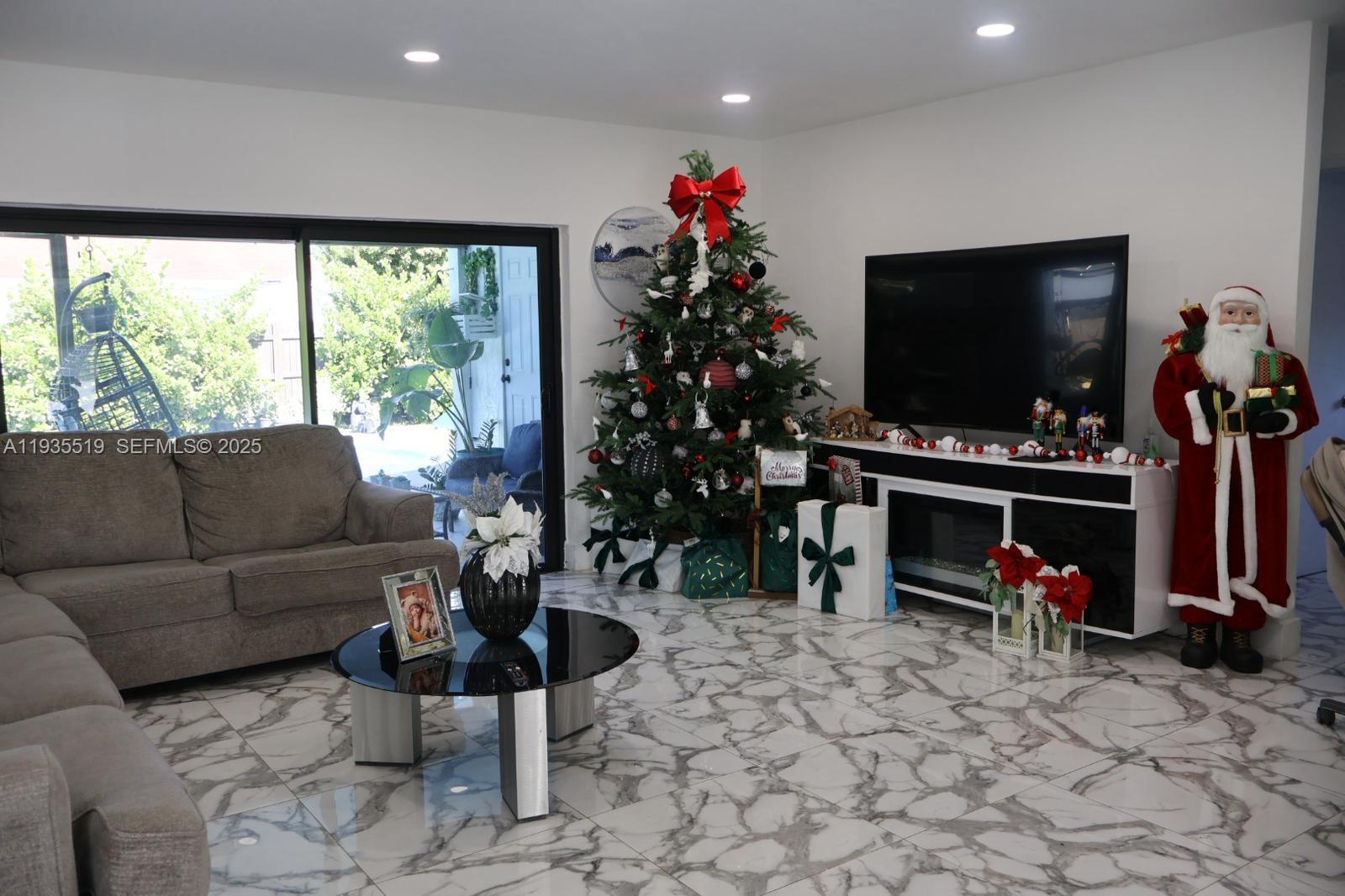 SOUTHLAND PINES - Residential