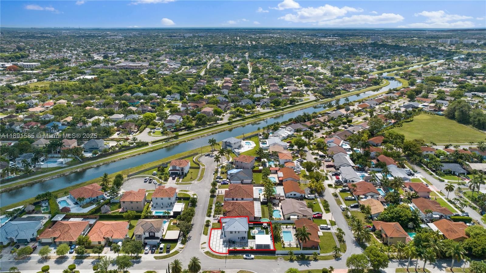 BLACK CREEK HOMES - Residential Lease