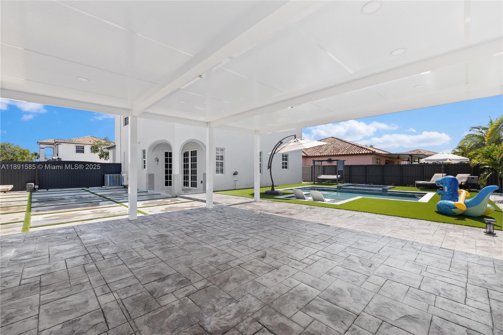 BLACK CREEK HOMES - Residential Lease