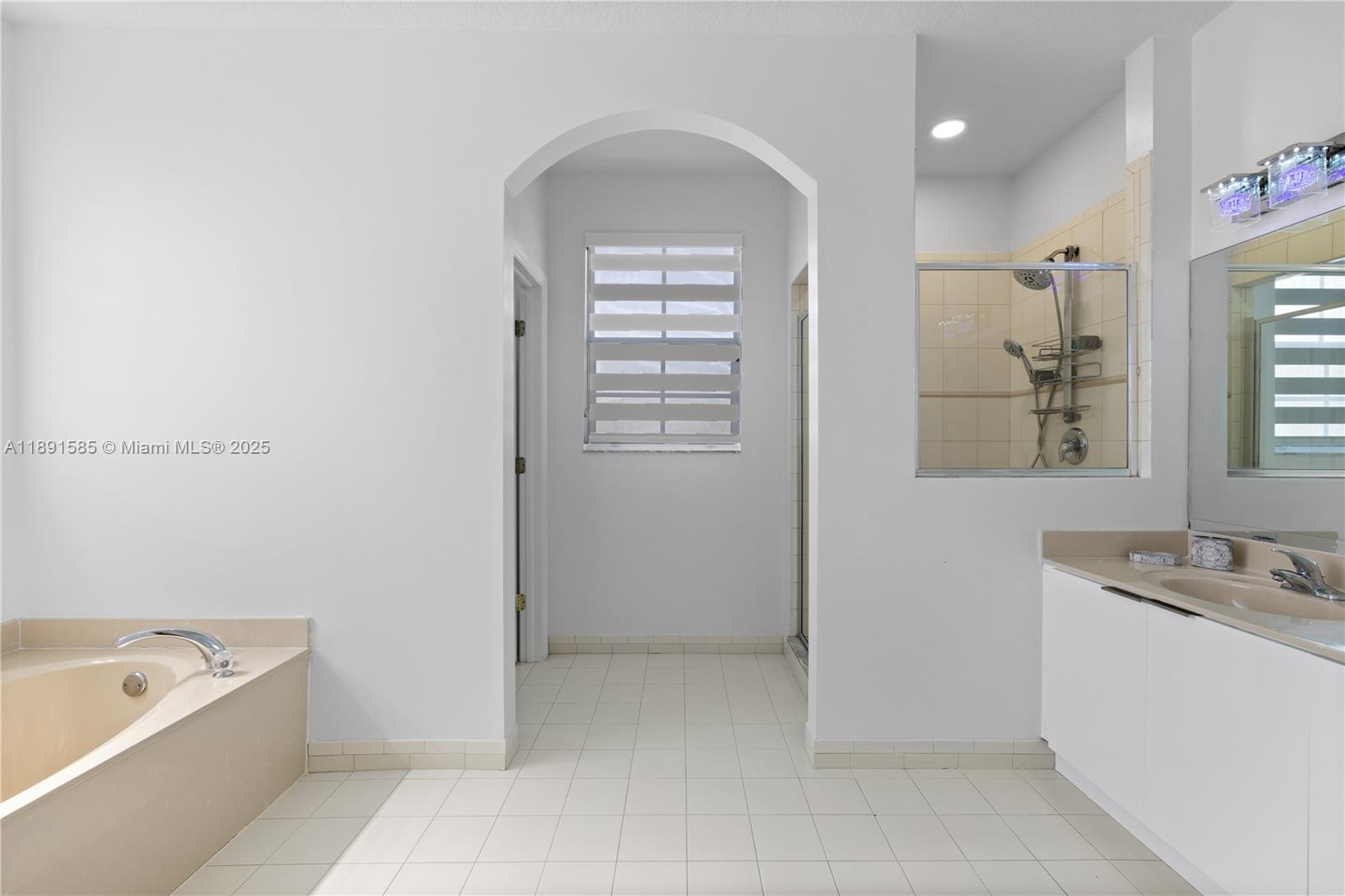 BLACK CREEK HOMES - Residential Lease