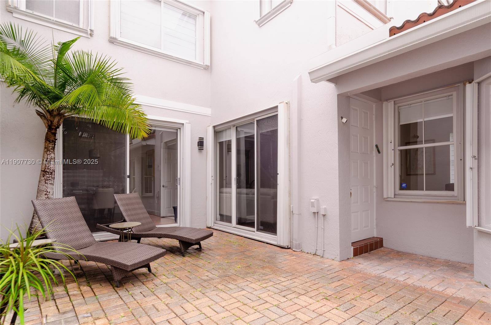 West Lake Village - Residential