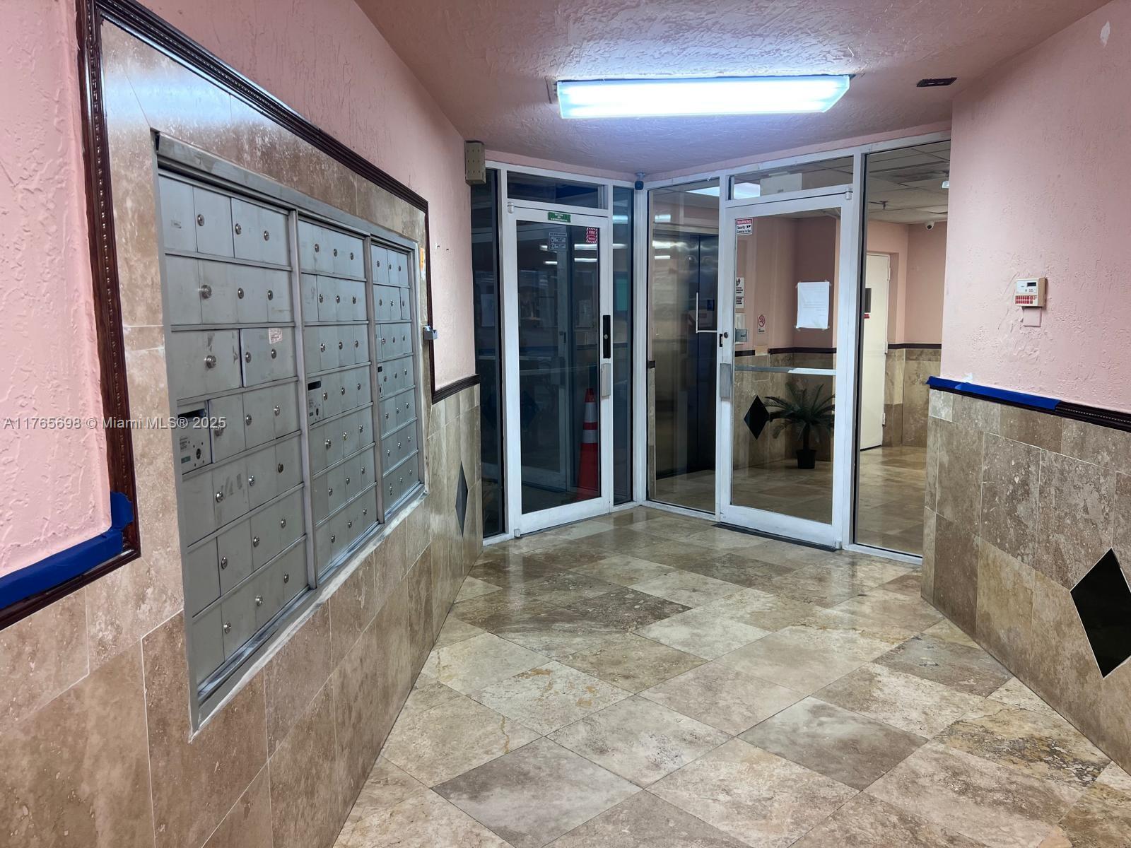 Rental Property at Address Not Disclosed, Miami, Broward County, Florida - Bedrooms: 1 
Bathrooms: 1  - $1,800 MO.