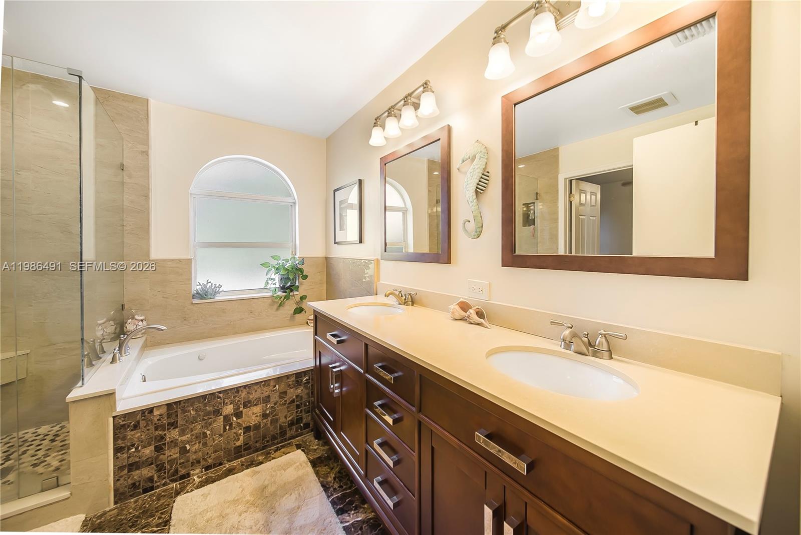 TOWNGATE - Residential