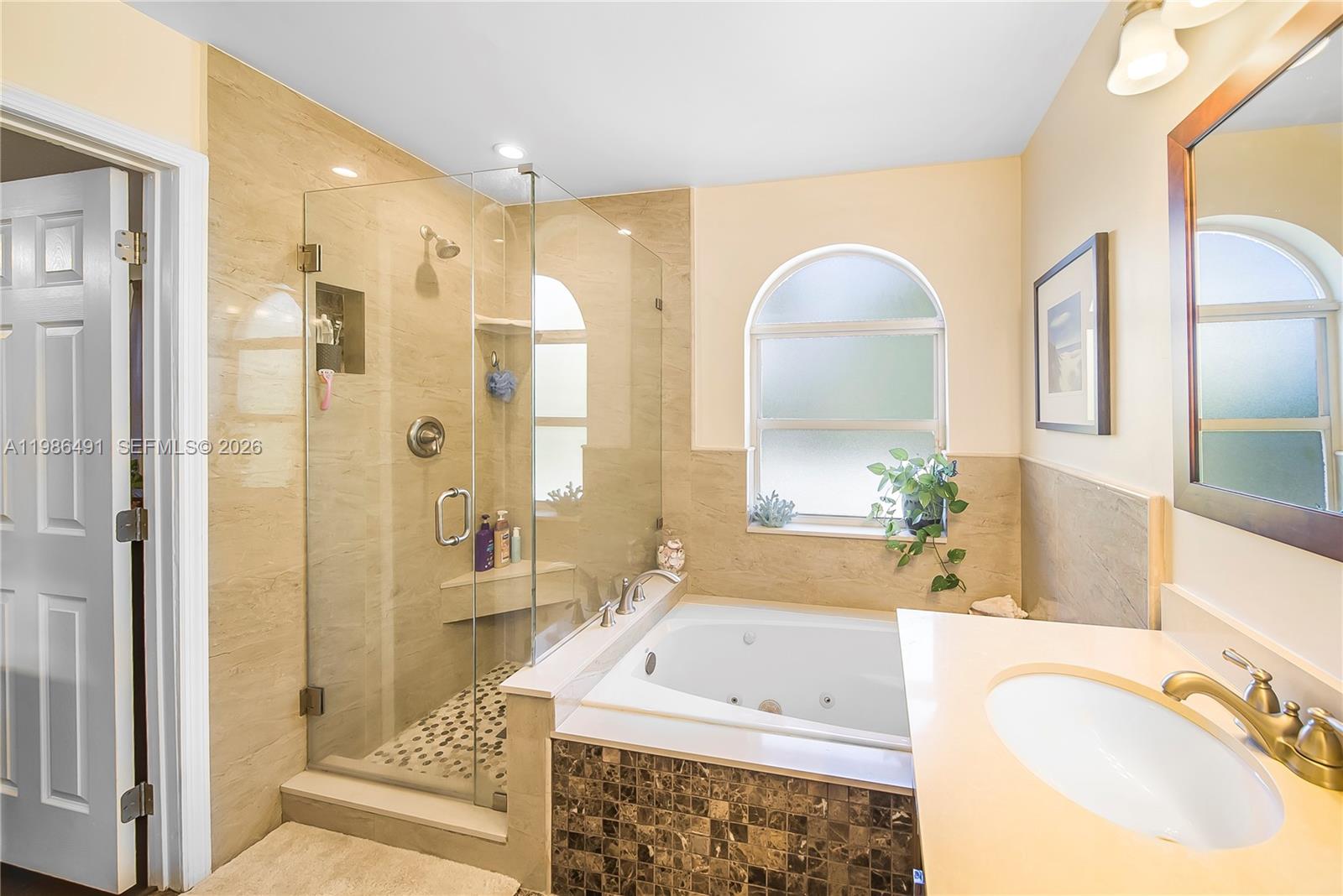 TOWNGATE - Residential