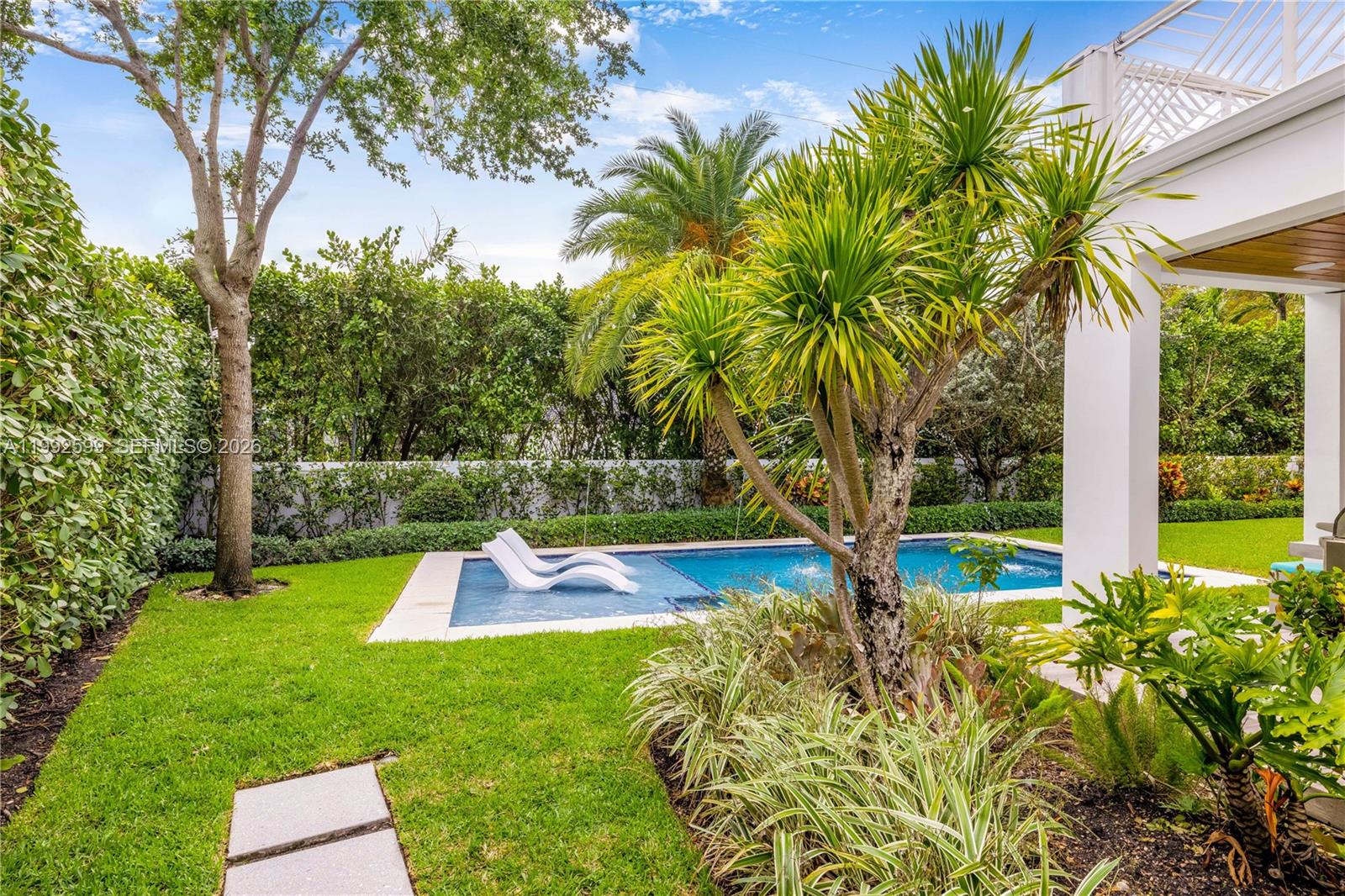 SOMI ESTATES - Residential