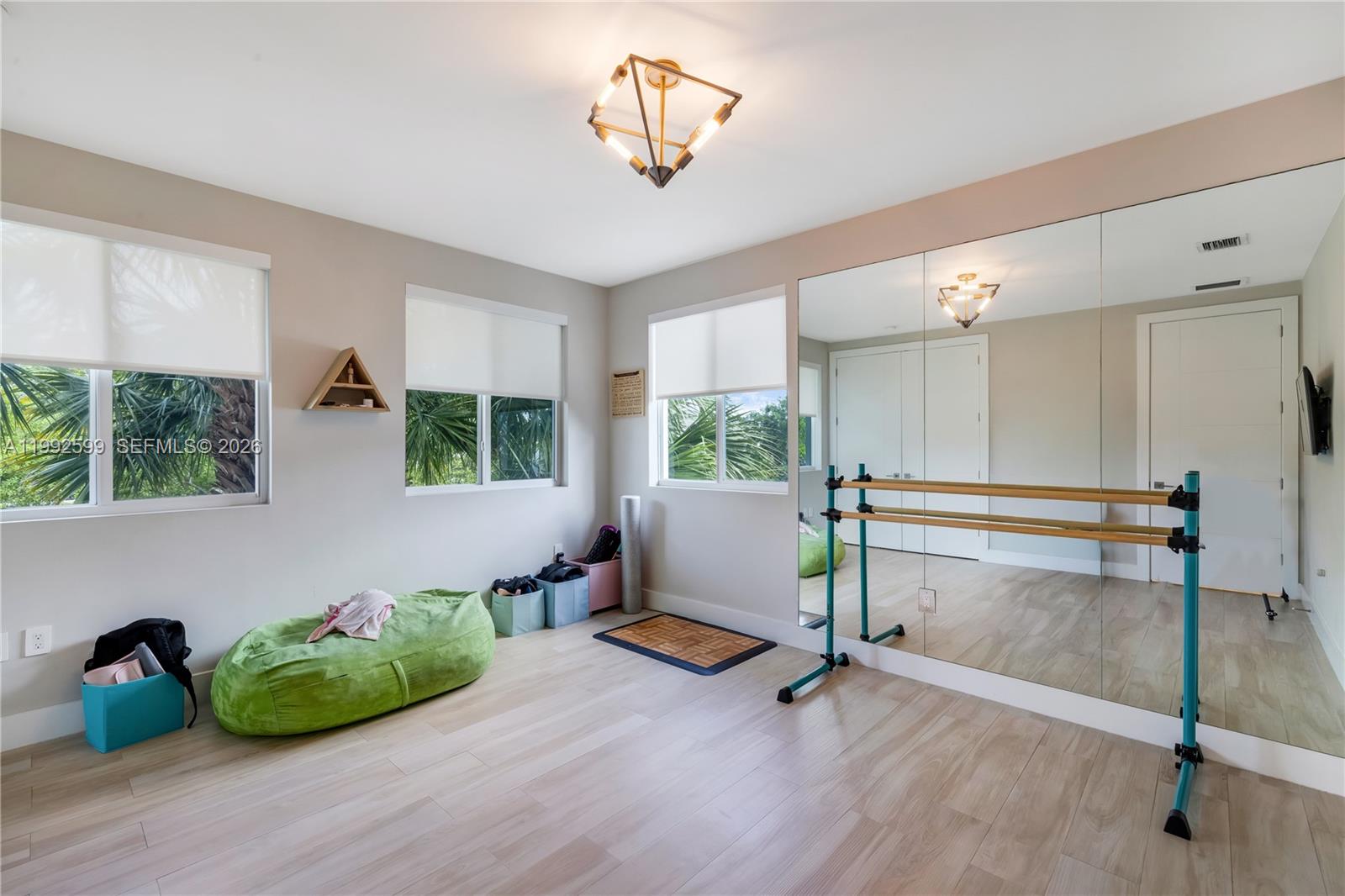 SOMI ESTATES - Residential