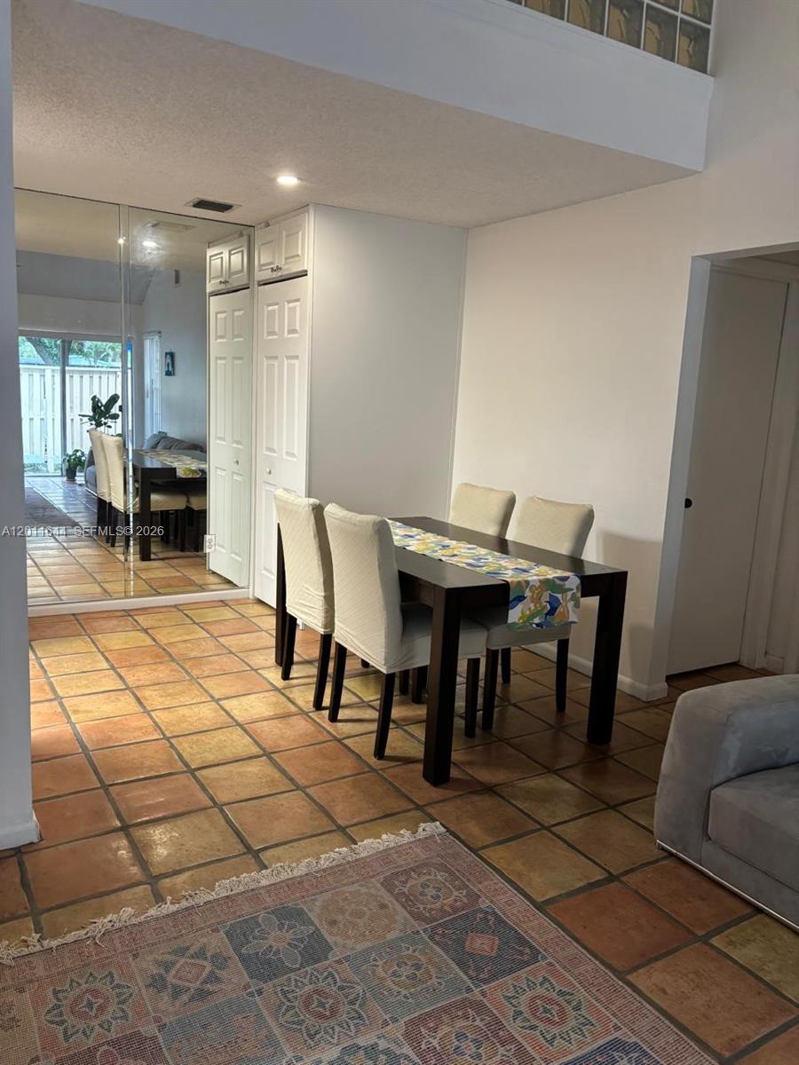 ROCK ISLAND LAND CORP - Residential