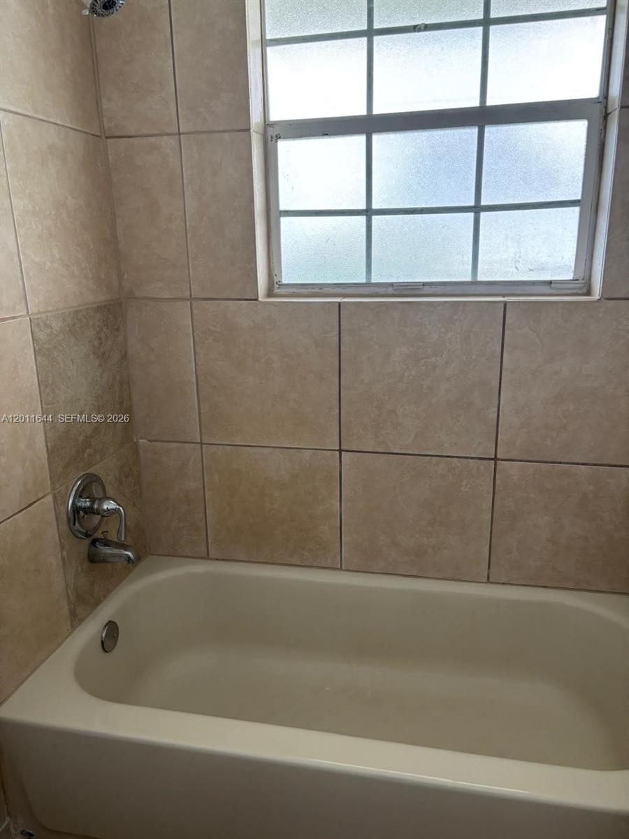 ROCK ISLAND LAND CORP - Residential