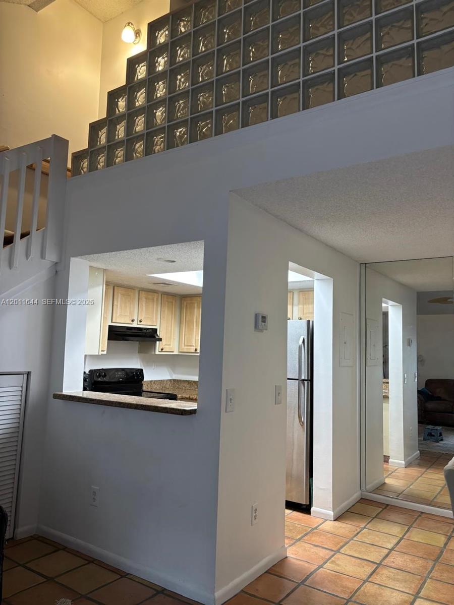 ROCK ISLAND LAND CORP - Residential