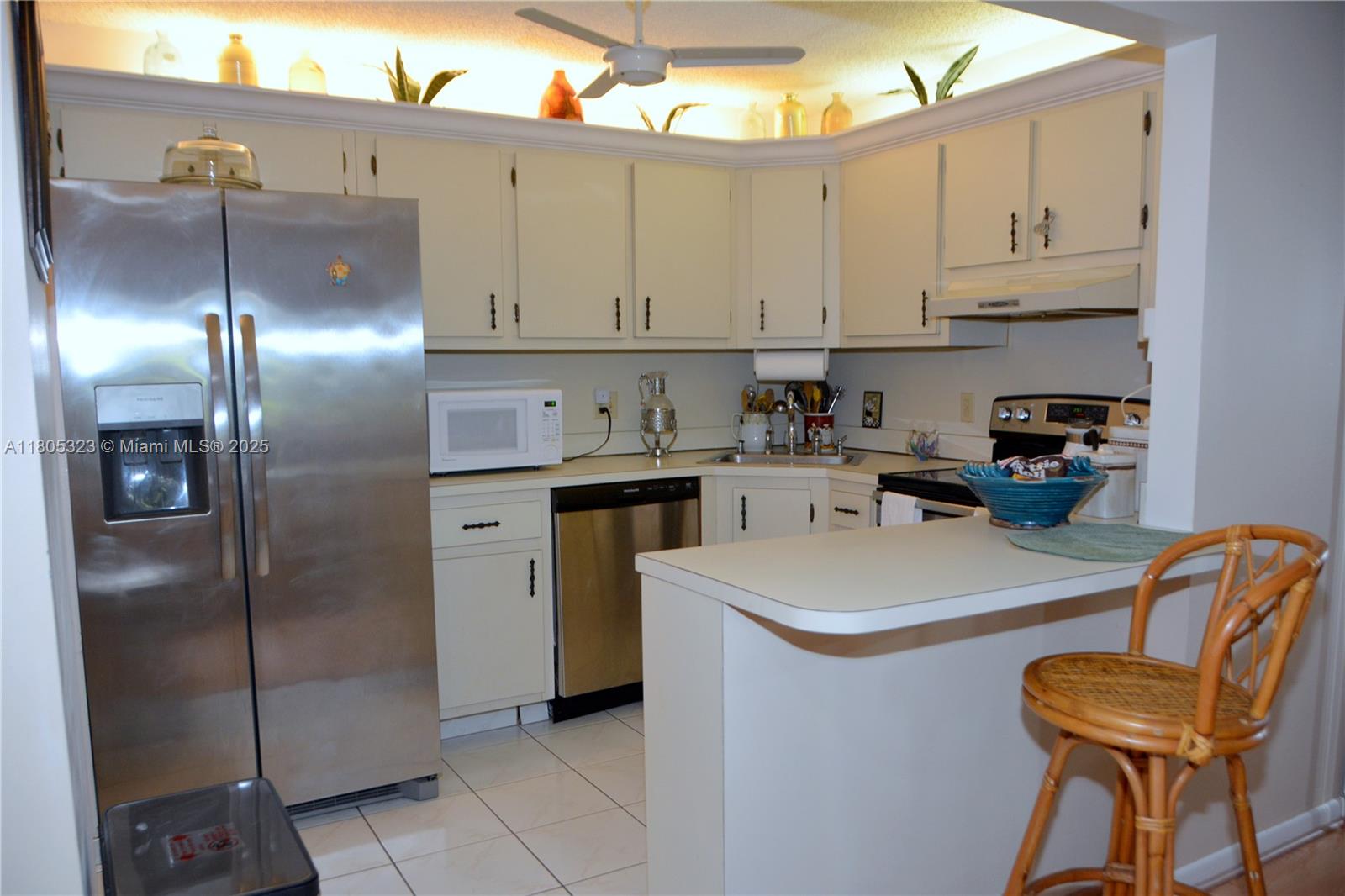 PINE RIDGE SOUTH I CONDO - Residential