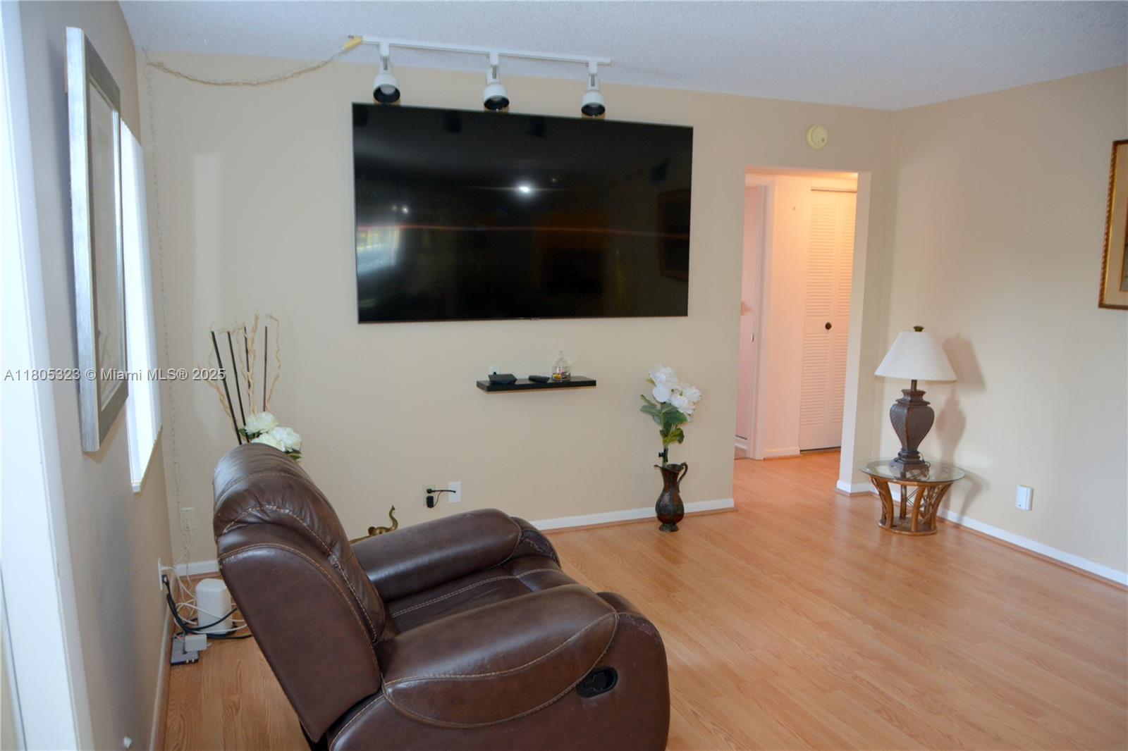 PINE RIDGE SOUTH I CONDO - Residential