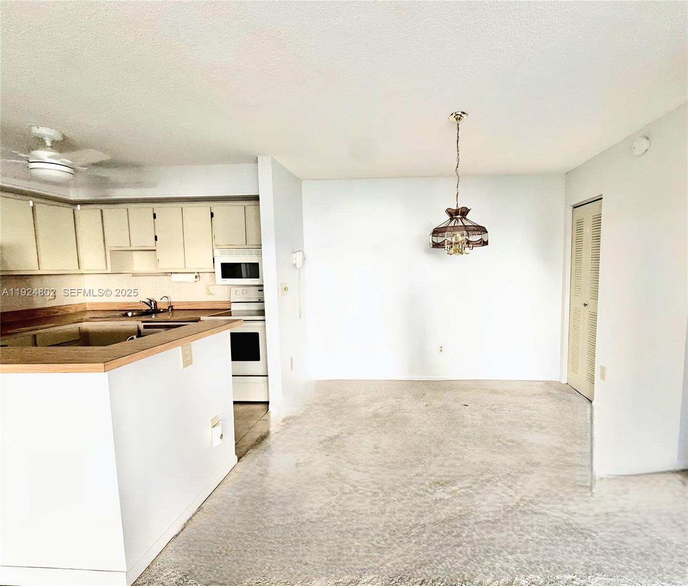 9530 N Belfort Cir 108