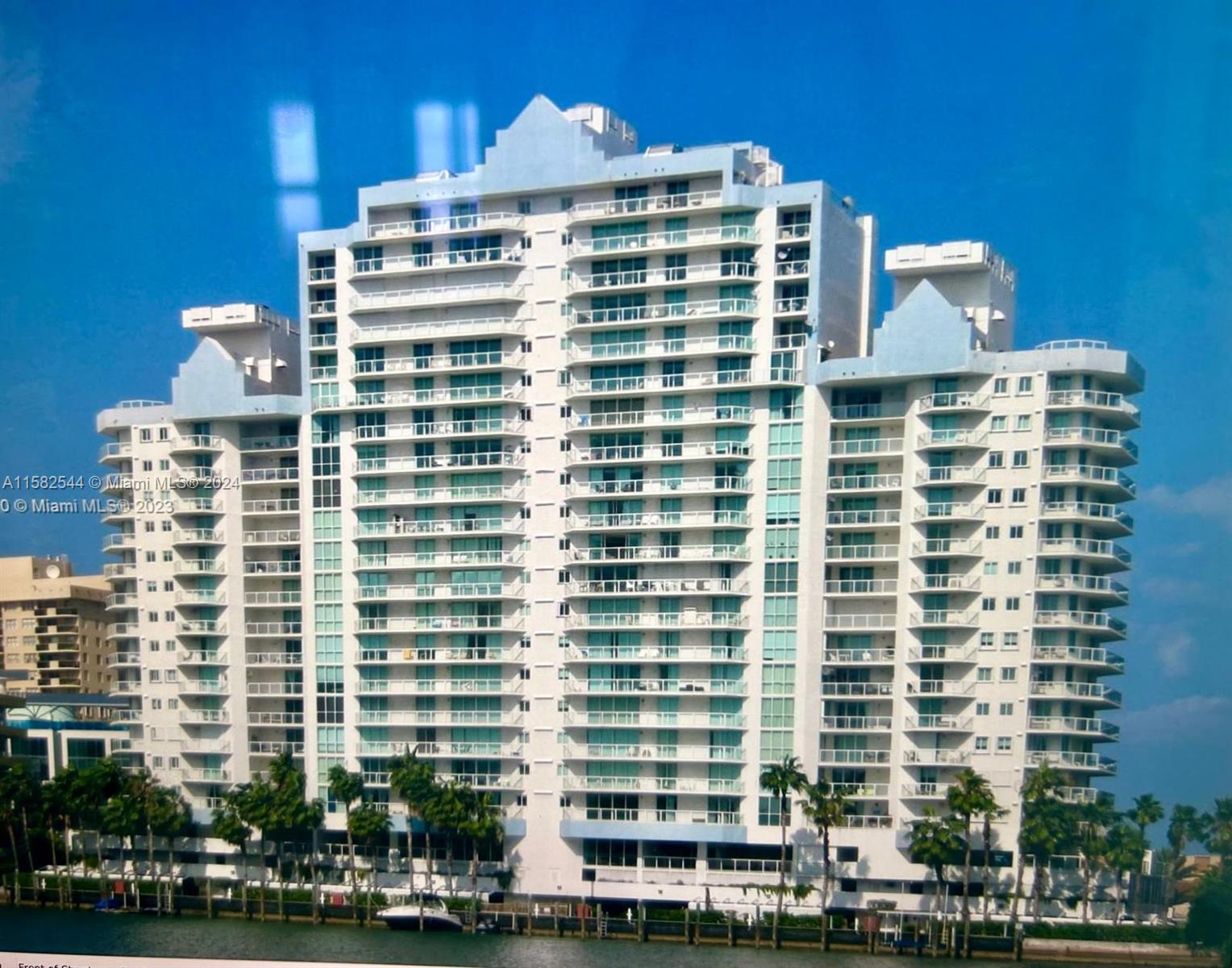 Rental Property at 5900 Collins Ave 1004, Miami Beach, Miami-Dade County, Florida - Bedrooms: 2 
Bathrooms: 2  - $3,600 MO.