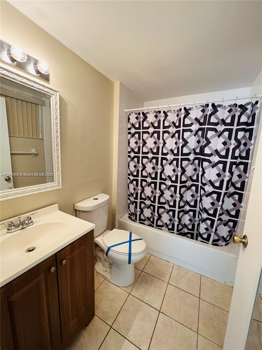 SERENITY PALMS CONDO - Residential