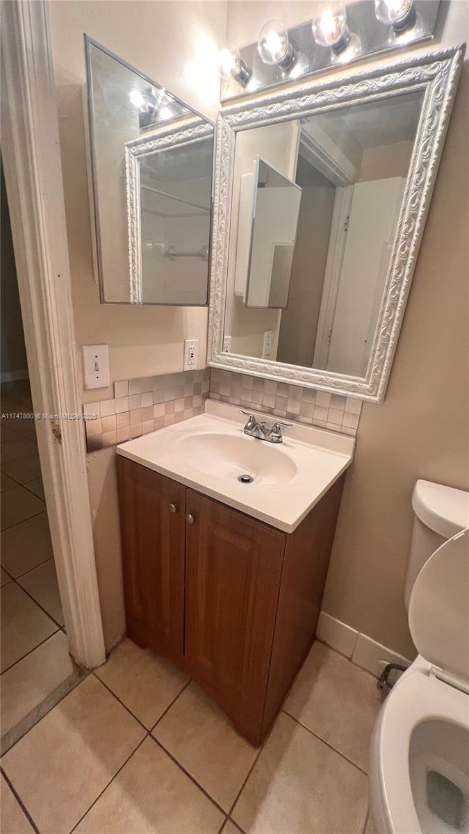 SERENITY PALMS CONDO - Residential