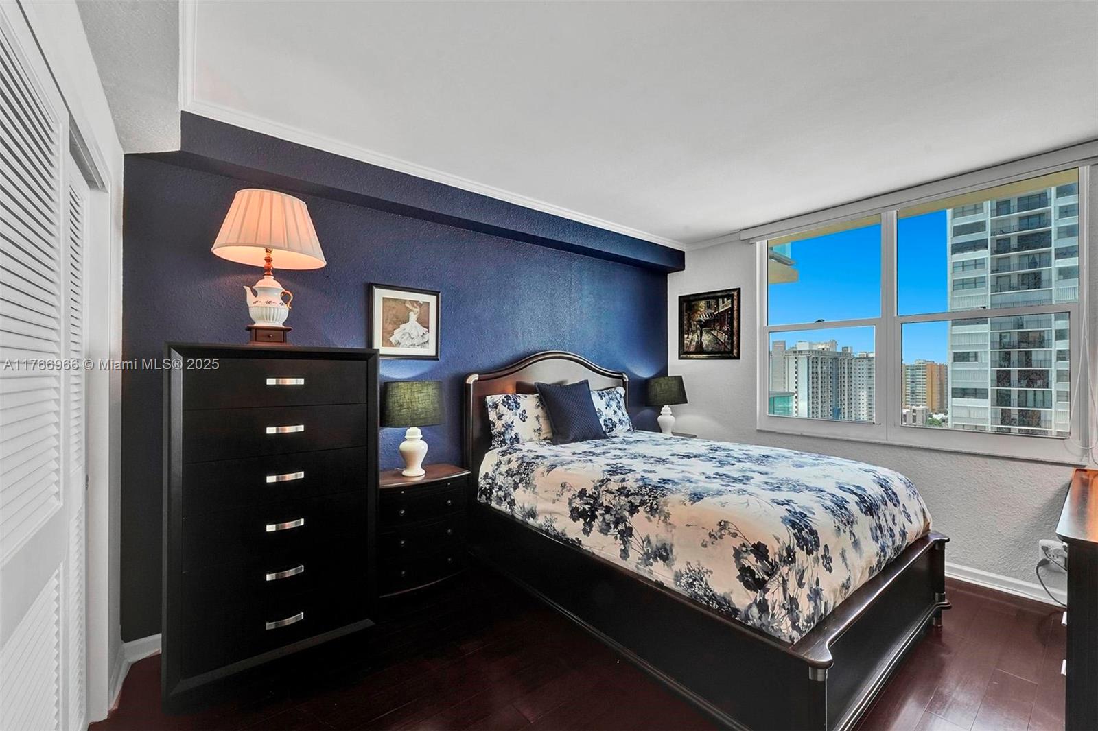 WAVE CONDO - Residential Lease