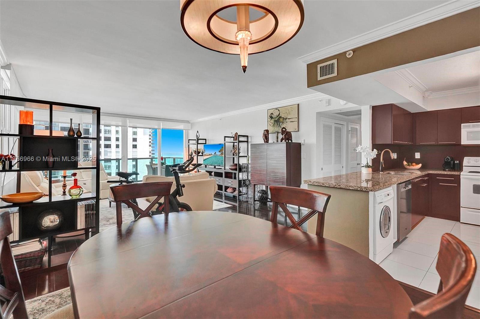 WAVE CONDO - Residential Lease