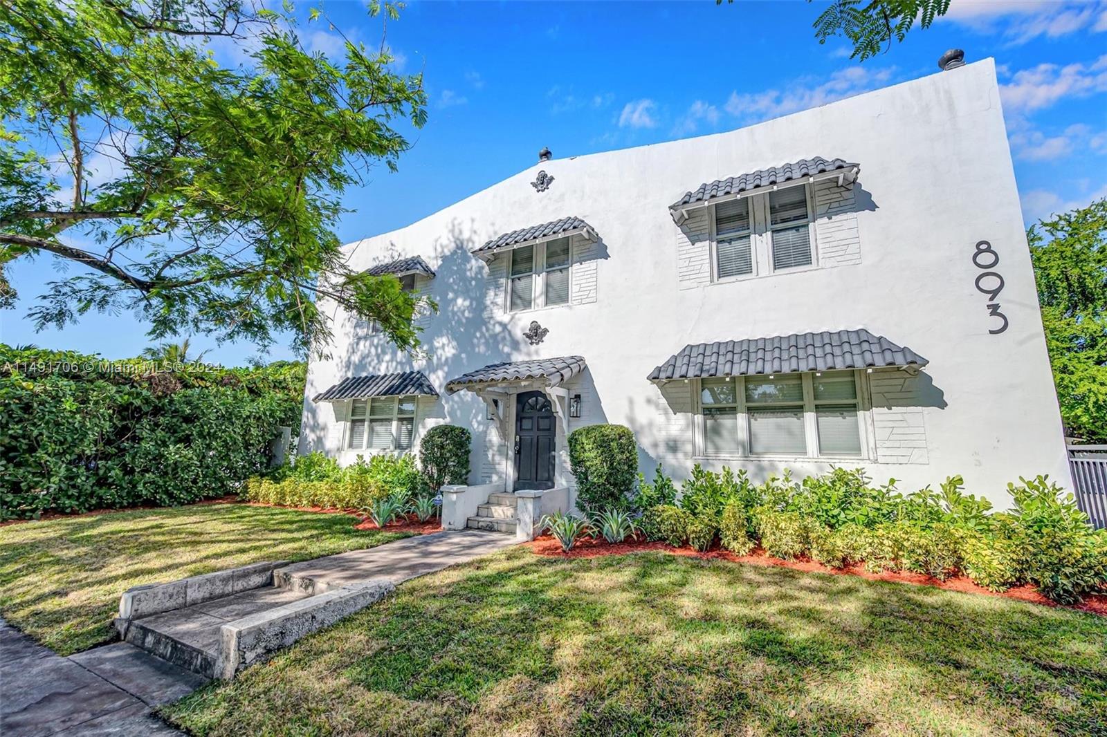 FIRST MONTH FREE !!!! Move in with 2 security deposit if client moves in by Jan / Feb !Completely updated property in the Shorecrest Neighborhood! New 1 -bedroom, 1-bathroom unit in a 7-unit building, featuring just 2 units per floor! BRAND NEW!! Enjoy secure, gated parking on the right side of the building. The unit is equipped with central AC. Washer/Dryer on first floor. No HOA/association. Just a 5-minute drive to North Bay Village/Miami Beach and 5 minutes to Biscayne Blvd.