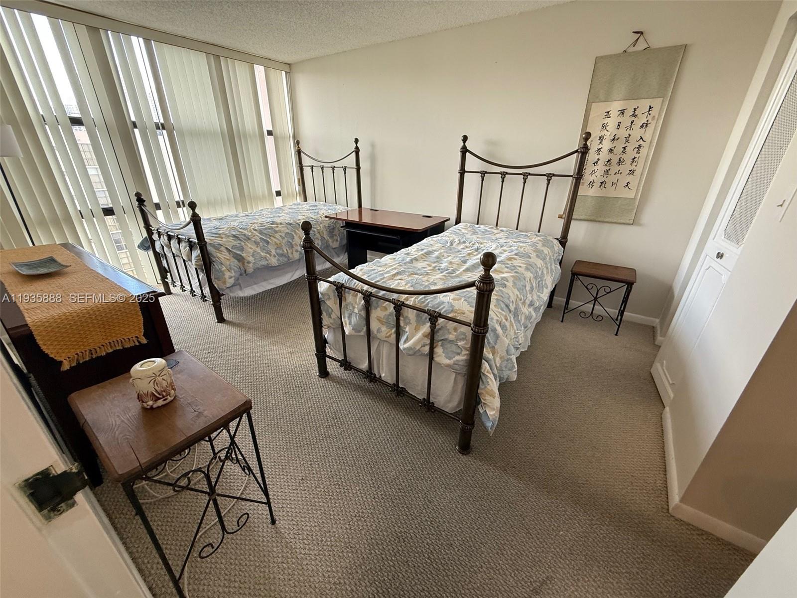 PLAZA OF AMERICAS CONDO P - Residential