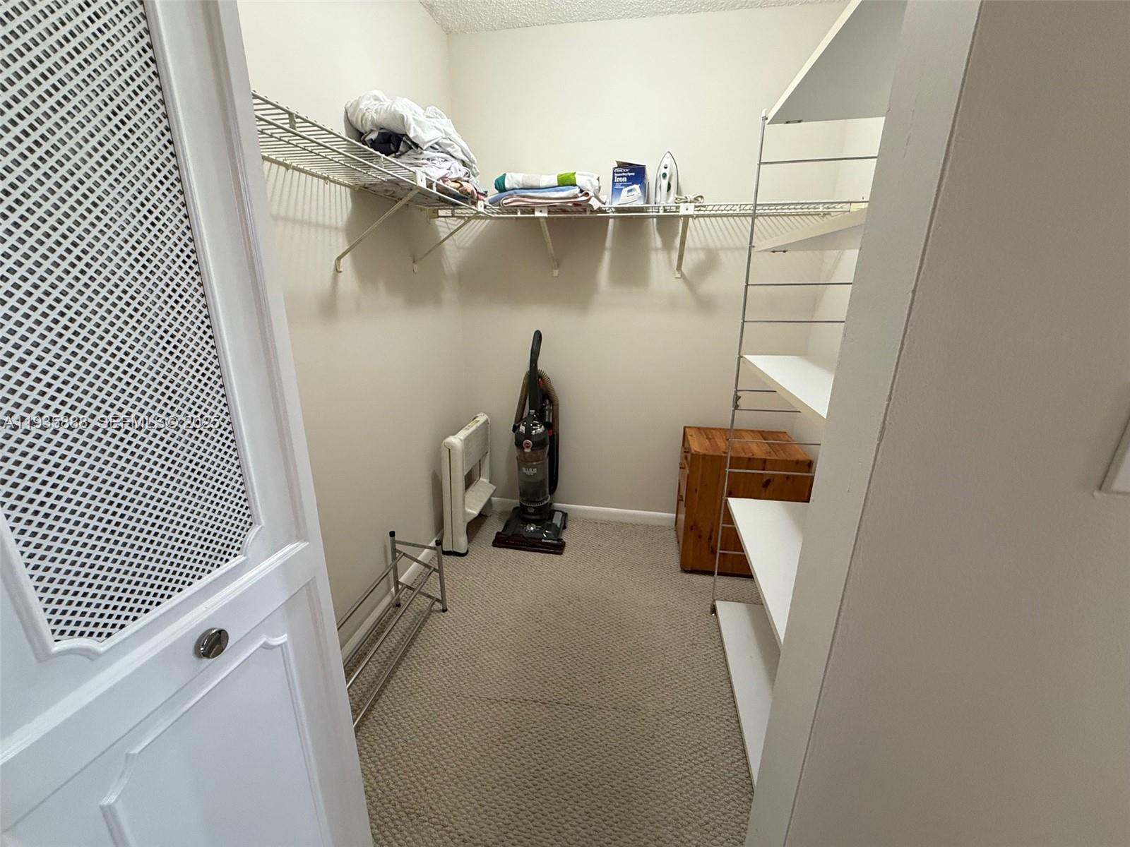 PLAZA OF AMERICAS CONDO P - Residential